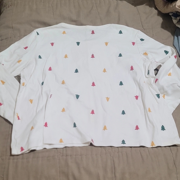 Festive Tree Long Sleeve - Picture 2 of 3